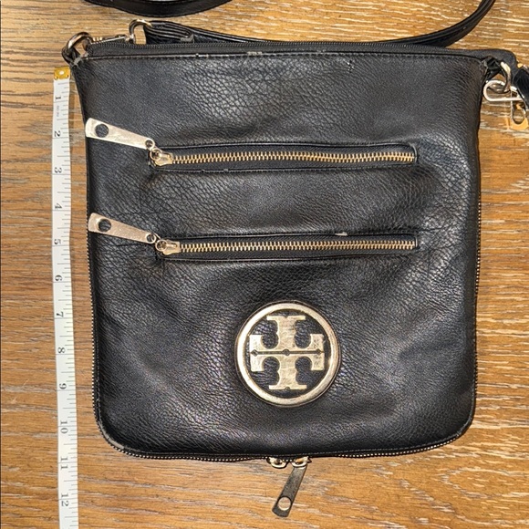 Tory Burch Black Leather Crossbody Bag - Picture 4 of 7